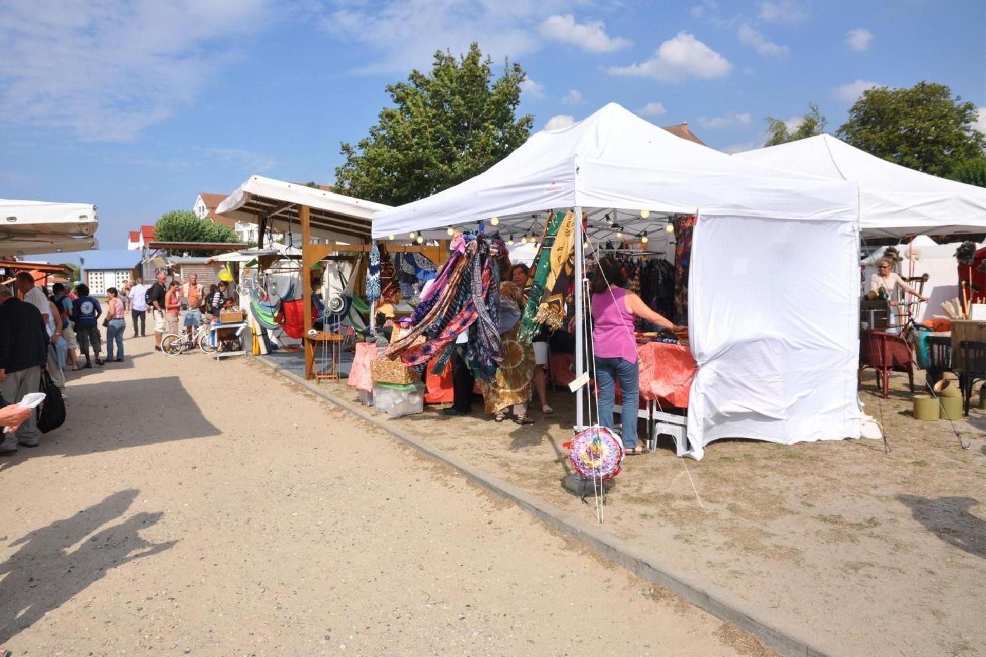 Probsteier Platz Ostseewelle Laboe Extérieur photo